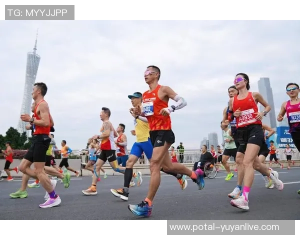 城市马拉松热潮下深圳街舞队精彩节奏展现引发观众热烈反响